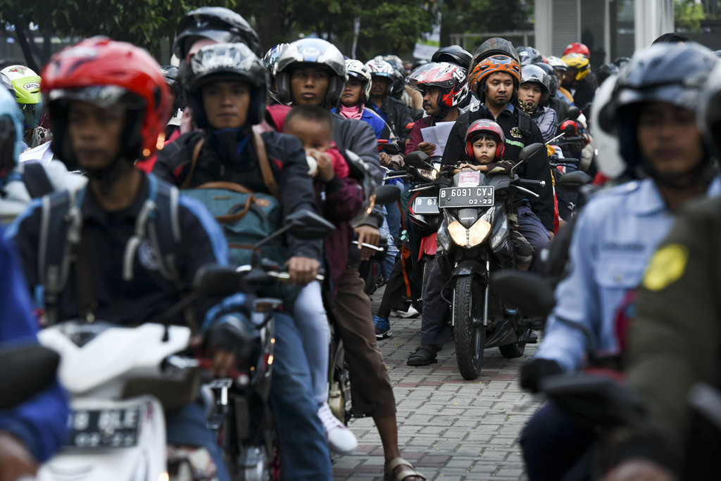 Jokowi Larang Mudik Lebaran Cegah COVID-19, Termasuk Motor Jokowi Larang Mudik Lebaran Cegah COVID-19, Termasuk Motor