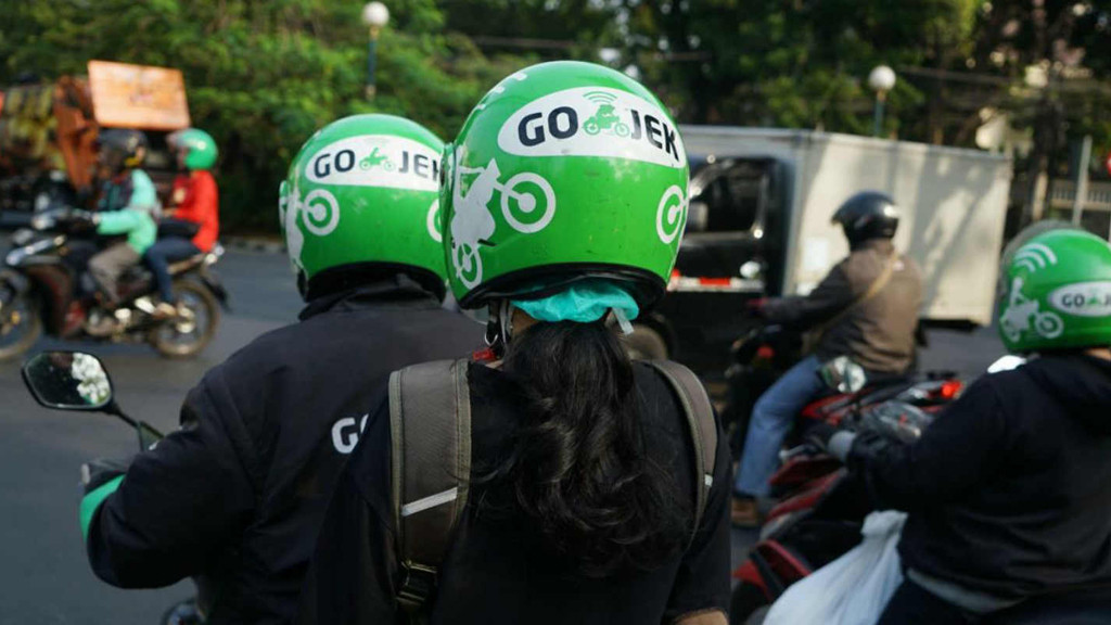 Pertamina Beri Cashback 50% Beli BBM untuk 10 Ribu Ojol Tiap Hari Pertamina Beri Cashback 50% Beli BBM untuk 10 Ribu Ojol Tiap Hari