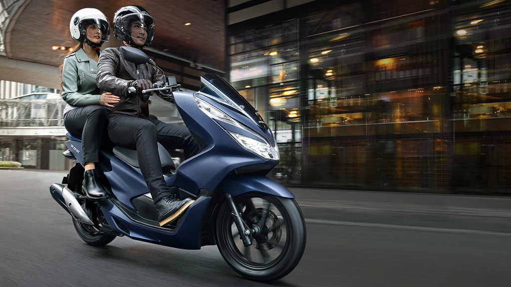 Beli Honda PCX? Cek Fitur dan Spesifikasi Lengkapnya Beli Honda PCX? Cek Fitur dan Spesifikasi Lengkapnya