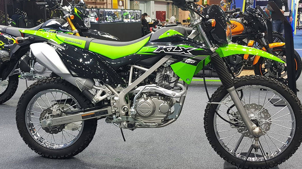 Ini Beda Antara Kawasaki Klx Dan D Tracker