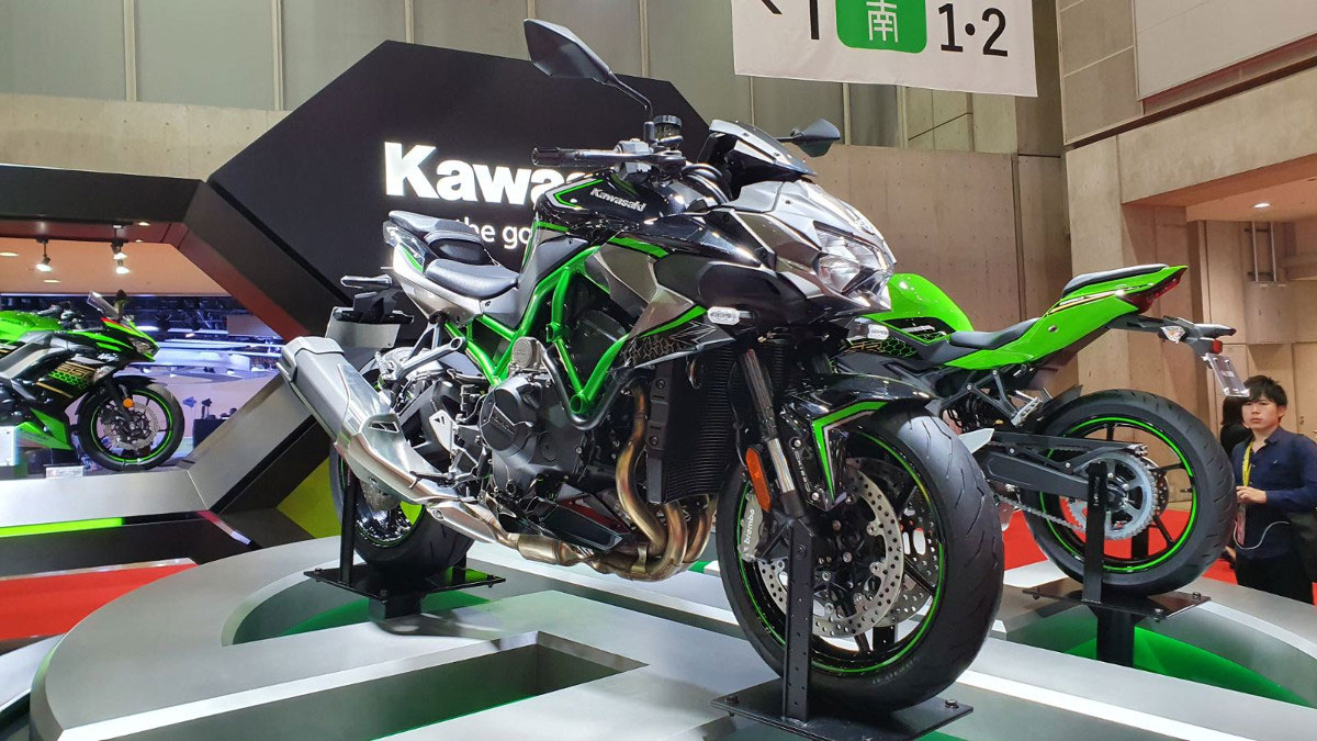 Kawasaki Z H2, Motor Bertenaga Lebih Besar dari Jazz dan Yaris Kawasaki Z H2, Motor Bertenaga Lebih Besar dari Jazz dan Yaris