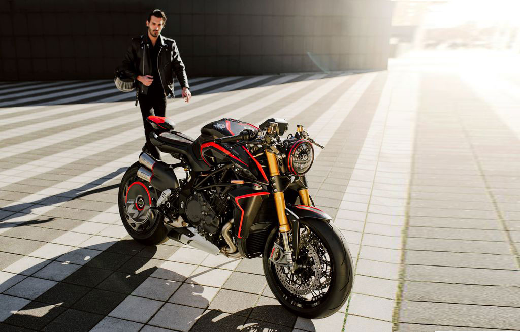 MV Agusta Rush 1000, 208 HP dan Hanya 300 Unit MV Agusta Rush 1000, 208 HP dan Hanya 300 Unit