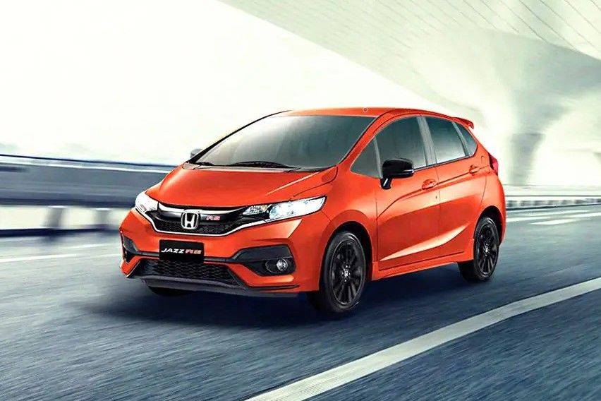 Top 4 Most Popular Honda Cars Fuel Efficiency And Price Rates