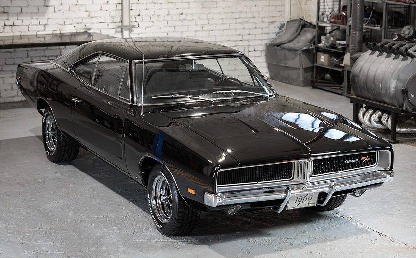 Classic Car Restorers Unveil 'Ultimate' 1969 Dodge Charger R/T