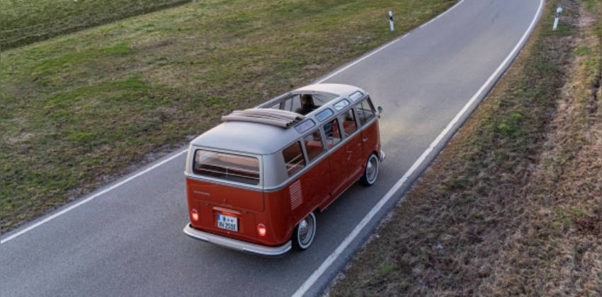 Tew Volkswagen e-BULLI crossover, aerial view