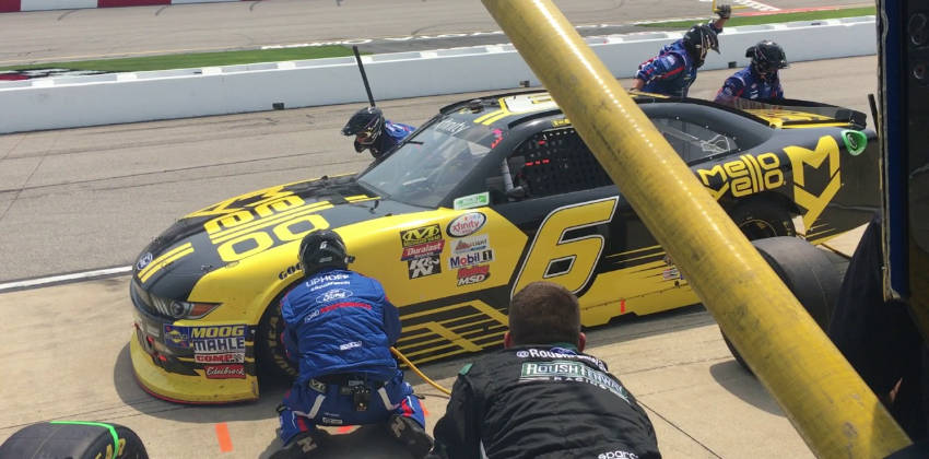 Bubba Wallace at pit stop