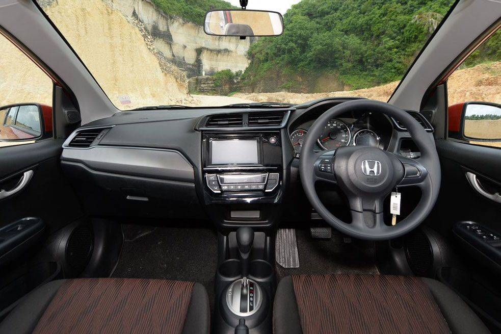 Honda Mobilio RS Interior