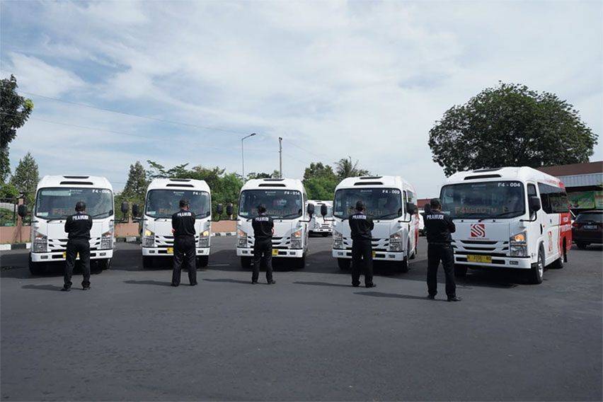 Isuzu Elf Trans Semarag