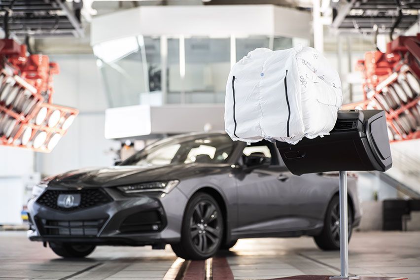 Airbag Baru Acura TLX 2021, Bisa Kurangi Cedera Otak Akibat Benturan Acura TLX 2021