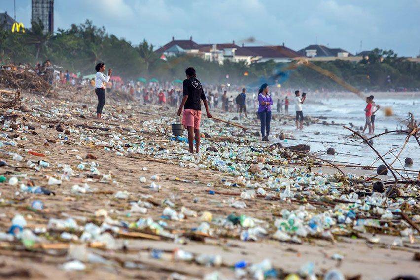 sampah plastik