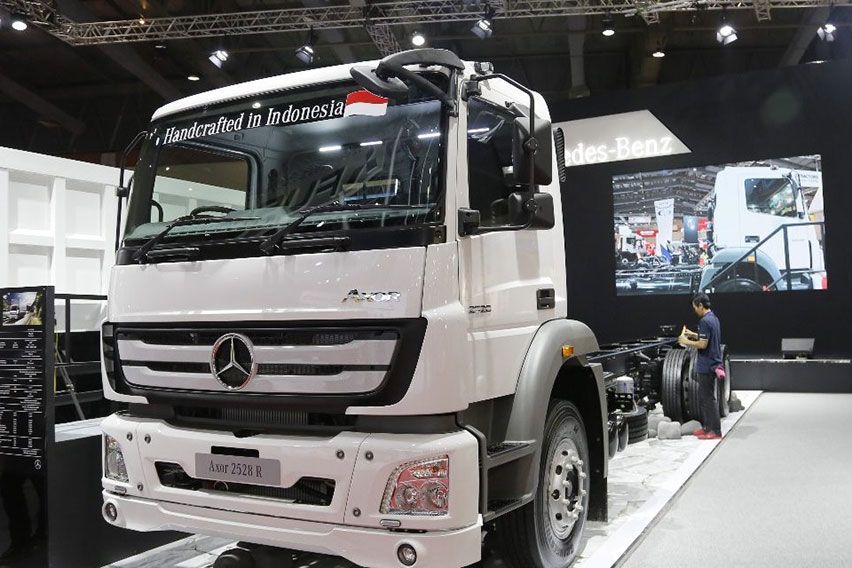 Daimler Siapkan 3 Program Purnajual Selama PSBB Daimler Siapkan 3 Program Purnajual Selama PSBB