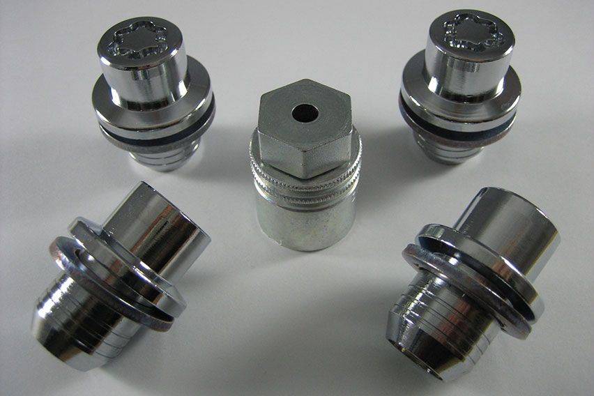 Locking Lug Nuts