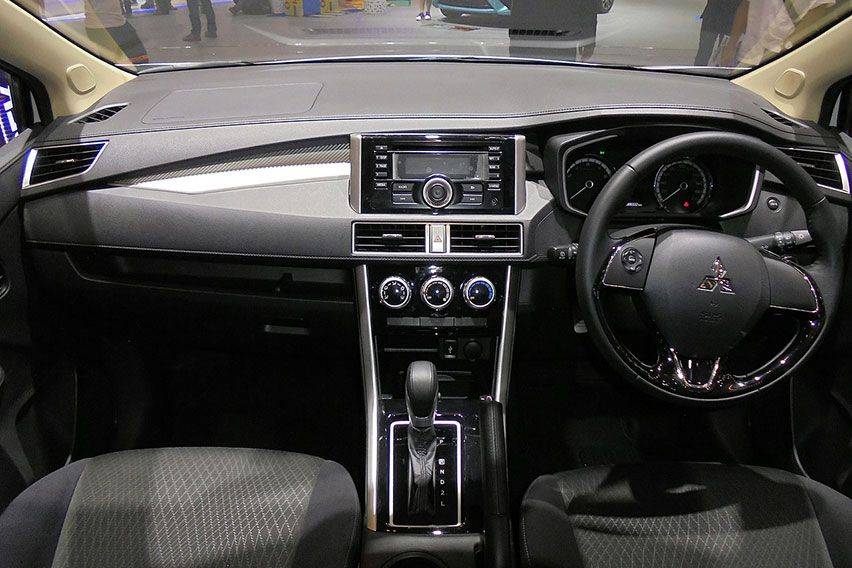 Mitsubishi Xpander interior