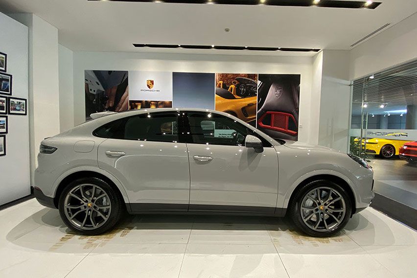 REVIEW: Porsche Cayenne S Coupe 2020 REVIEW: Porsche Cayenne S Coupe 2020