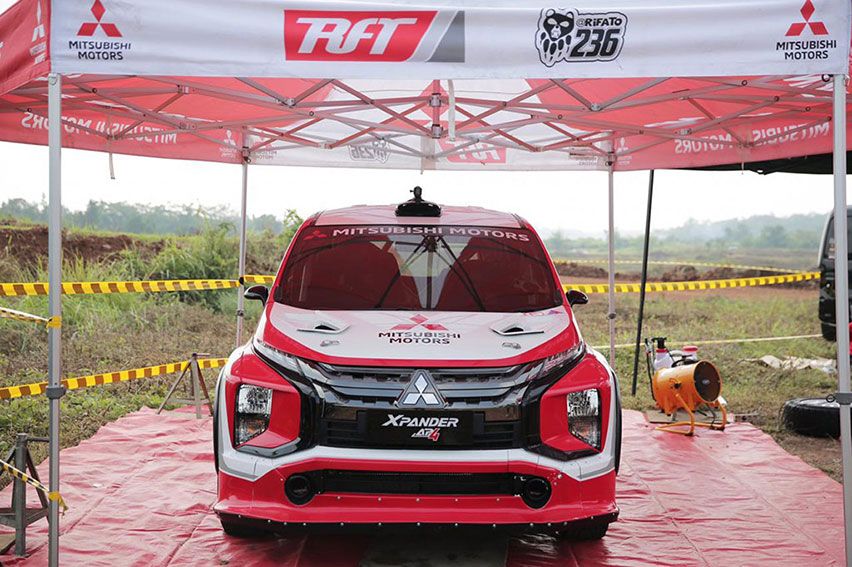 Mitsubishi Xpander AP4