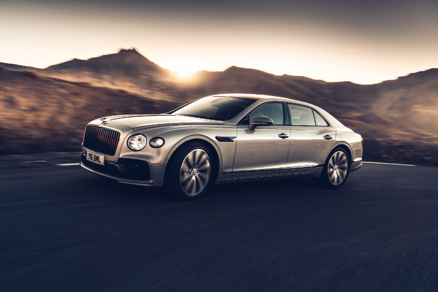 Bentley offers new three-dimensional wood trim Bentley offers new three-dimensional wood trim