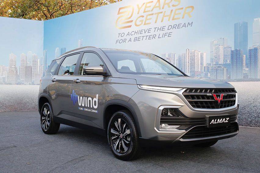 Wuling Almaz