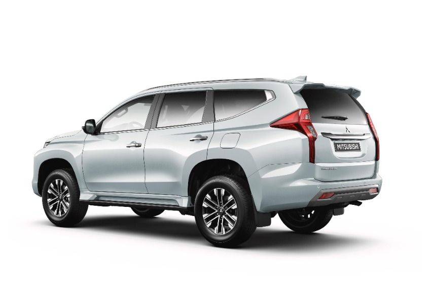 What do you get in each Mitsubishi Montero Sport variant?