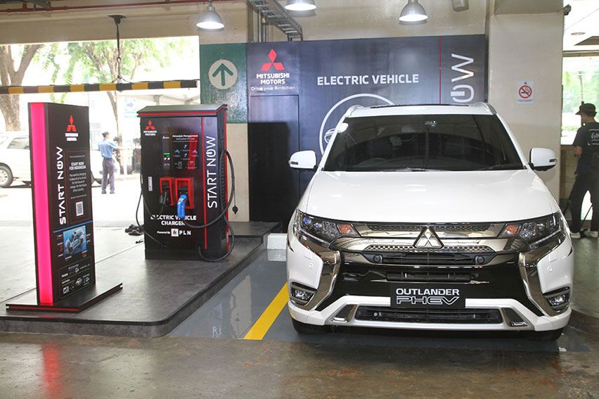TIPS: Merawat Baterai Mitsubishi Outlander PHEV TIPS: Merawat Baterai Mitsubishi Outlander PHEV