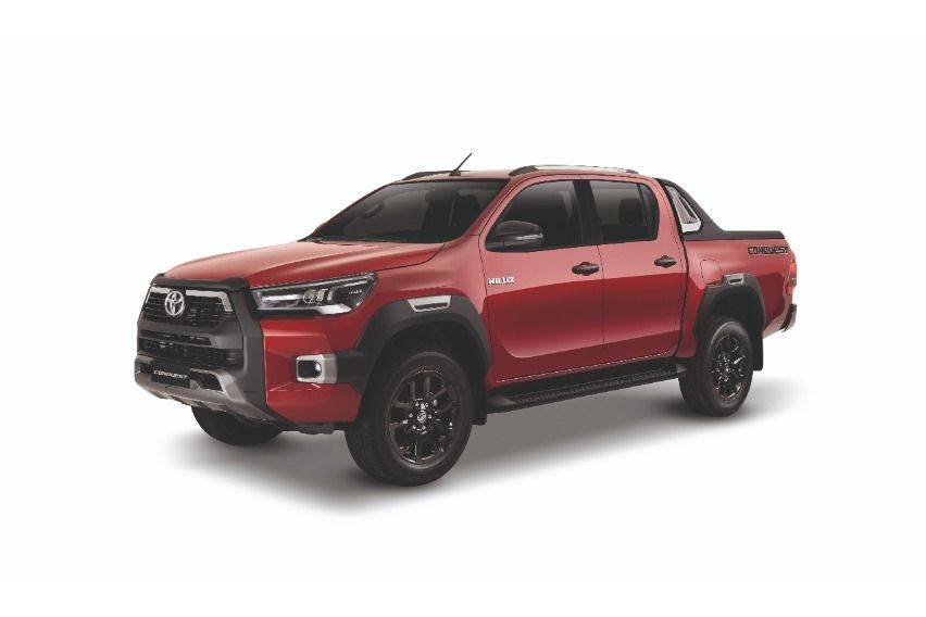 2020 Hilux Conquest emotional red