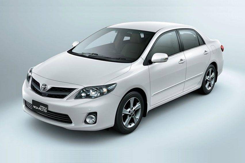 Corolla Altis 1.8L AT 2013