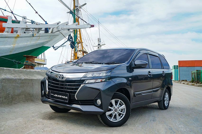 Toyota Avanza  vs  the competition Your other local MPV 