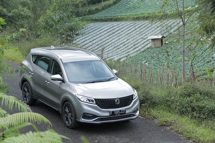 TEST DRIVE: DFSK Glory i-Auto, Kemampuan Jantung Pacu 1.5L Turbo (Part 2) TEST DRIVE: DFSK Glory i-Auto, Kemampuan Jantung Pacu 1.5L Turbo (Part 2)