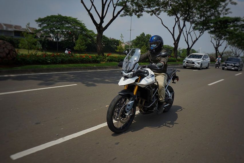 FIRST RIDE: Triumph Tiger 900 Rally, Performa Makin Yahud (Part 1) FIRST RIDE: Triumph Tiger 900 Rally, Performa Makin Yahud (Part 1)
