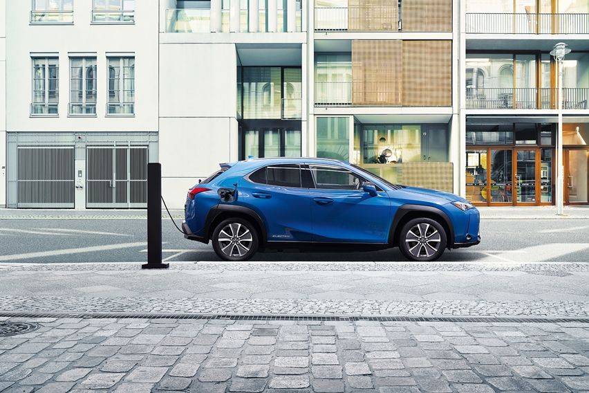 Lexus UX 300e