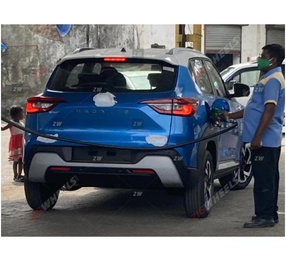 Spy Shot: Nissan Magnite Berkeliaran dengan Kamuflase Tipis Spy Shot: Nissan Magnite Berkeliaran dengan Kamuflase Tipis