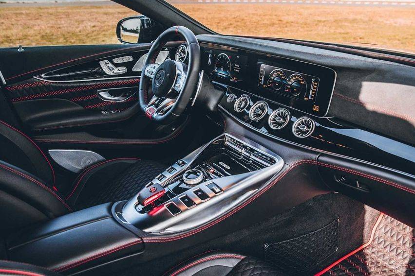 Brabus Rocket 900 interior