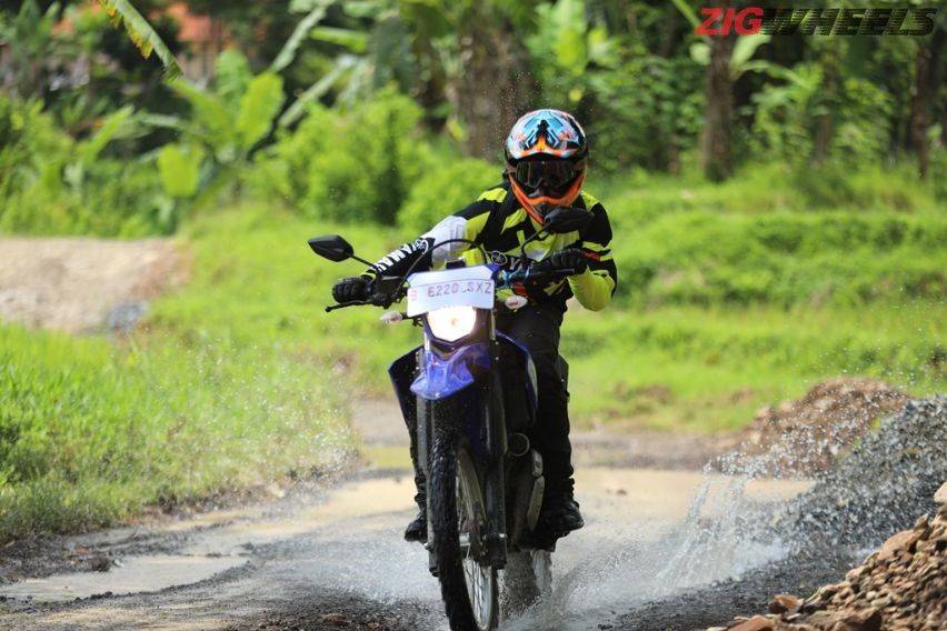 review yamaha WR155R