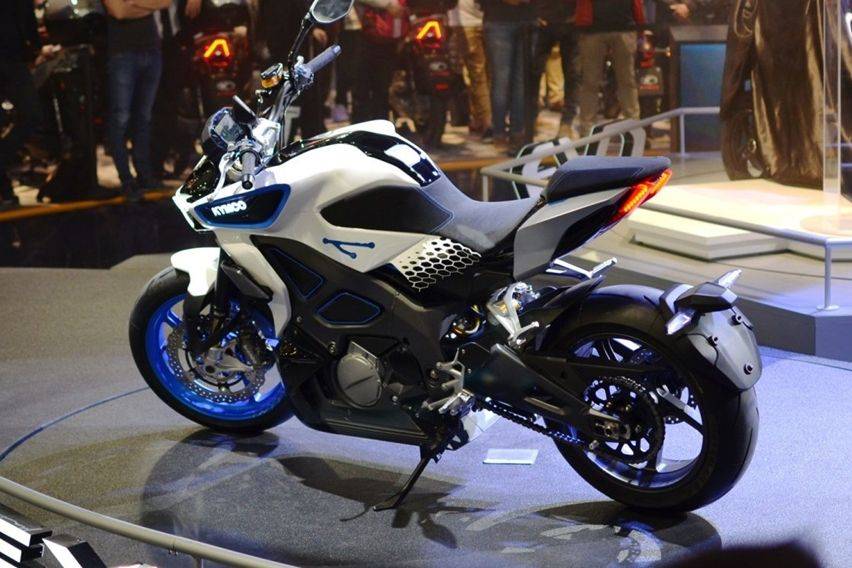 Naked Bike Listrik Kymco Revonex Dirakit Di Italia