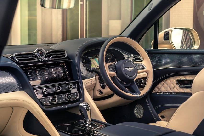 Bentayga hybrid interior