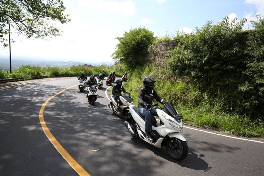 Tips Aman Touring Naik Motor pada Masa Pandemi Tips touring
