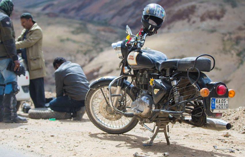 layanan darurat royal enfield