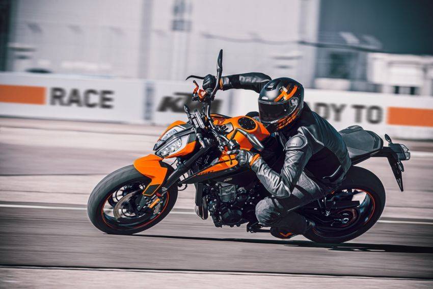 KTM Duke 890