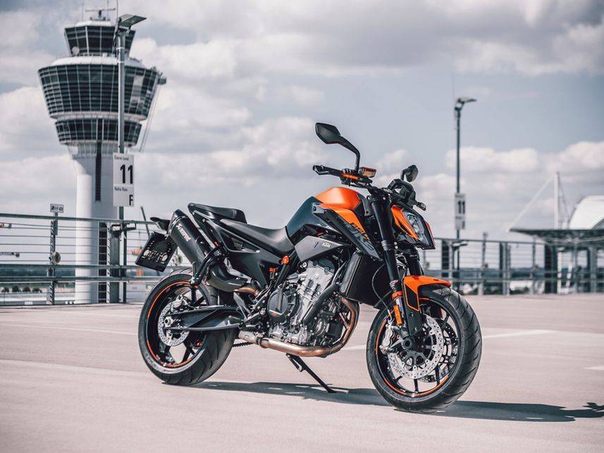 KTM Duke 890