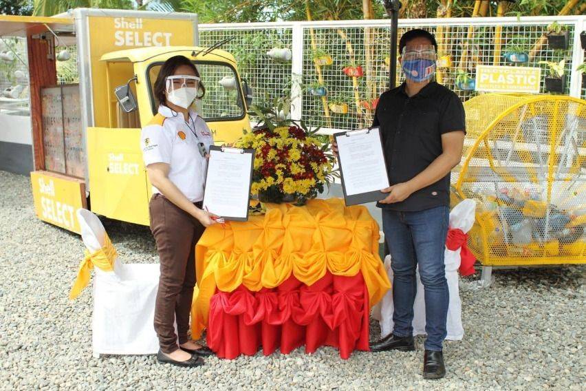 Shell Plaridel Station opening