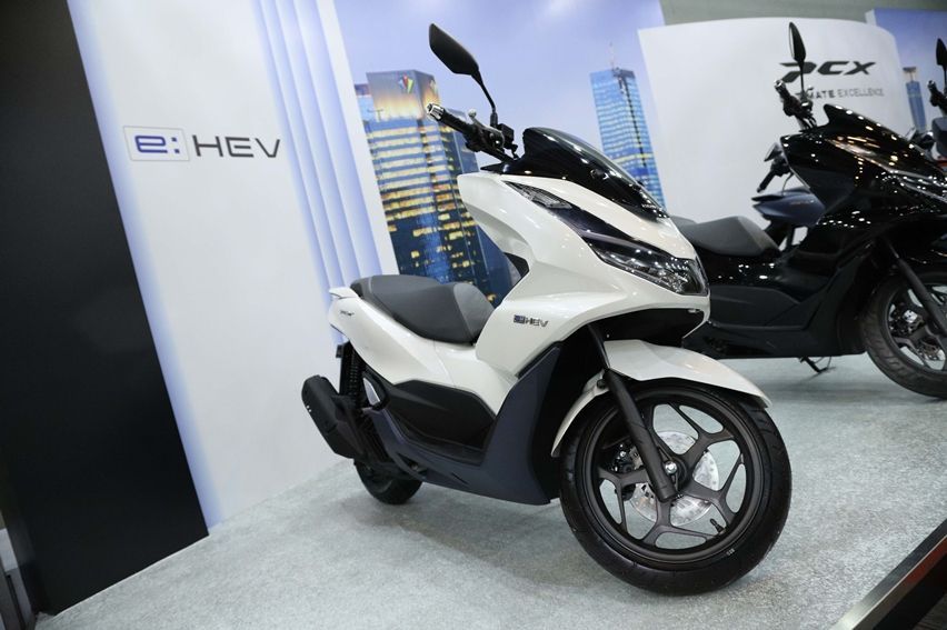 Produksi dan Penjualan Honda PCX Hybrid e:HEV Berakhir per Januari 2023