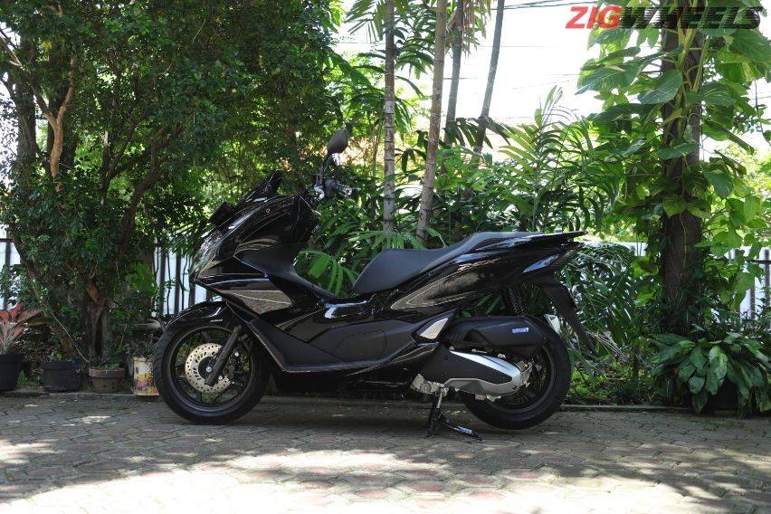 review Honda PCX 160