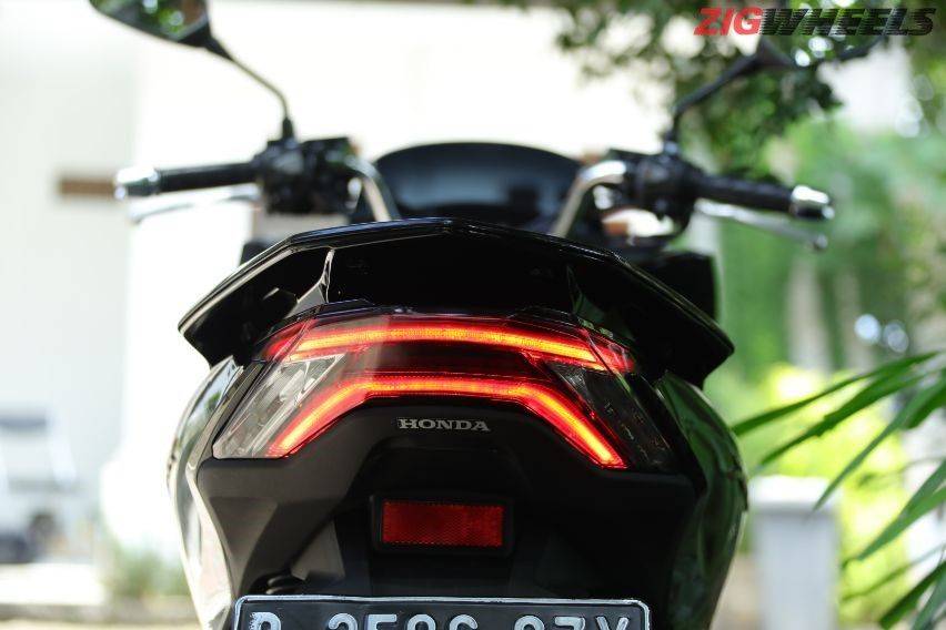 Honda PCX 160 rear