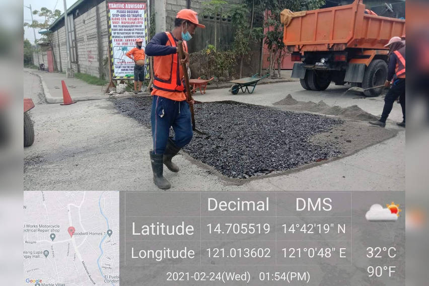 DPWH-Fixes-Potholes-along-Mindanao-Avenue-in-Valenzuela-City-1