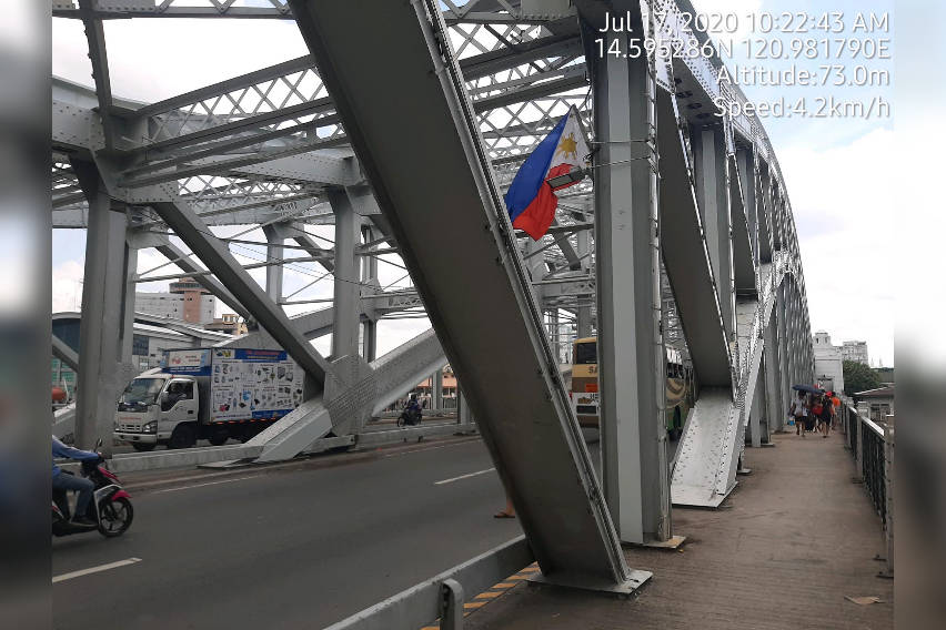 DPWH-Set-to-Resume-Strengthening-Works-of-Quezon-Bridge-in-Manila-3