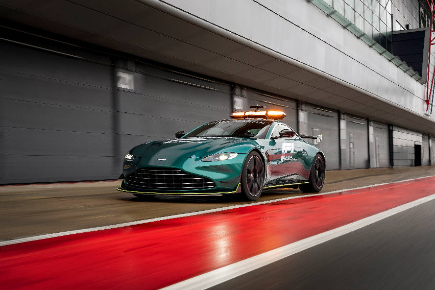 aston-martin-vantage-1