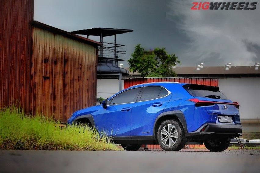 Lexus UX 300e