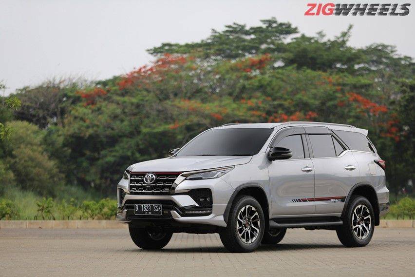 toyota fortuner 2020