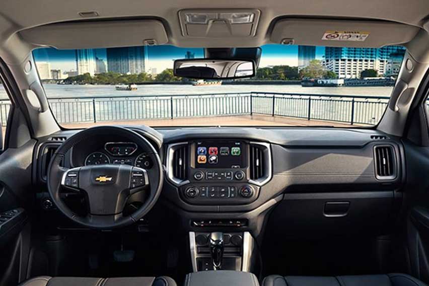 Chevy-Trailblazer-interior