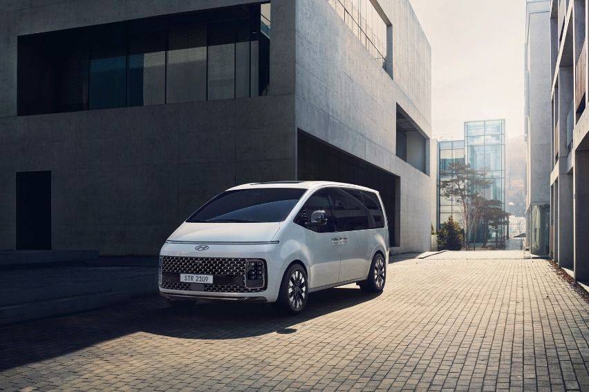 Hyundai Staria