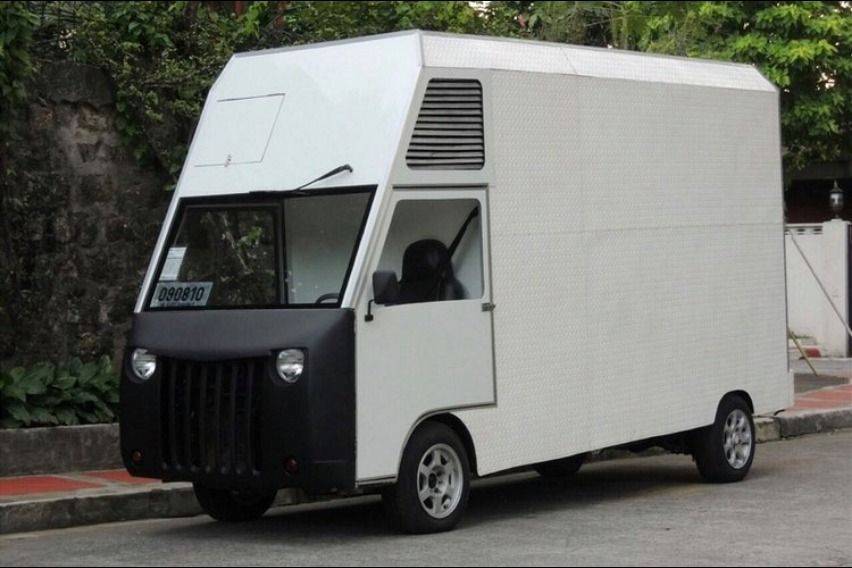 Atoy Llave's mobile quarantine facility based on a Suzuki Super Carry